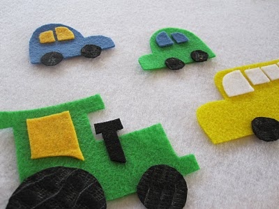 Tractor y coches de fieltro para hacer con niños