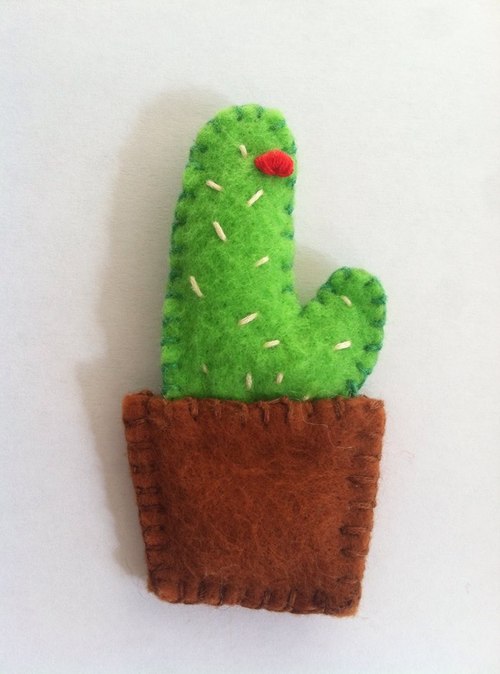 Broche de fieltro con forma de cactus, cuco y fácil de hacer