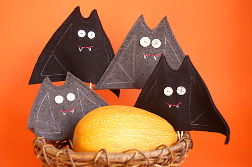 Murciélagos de fieltro DIY para decorar Halloween 3